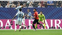 إنزو فرنانديز (24 عامًا) لاعب منتخب الأرجنتين يسجل الهدف الثالث خلال مباراة دور الـ16 من كأس العالم لكرة القدم بين الأرجنتين ومصر في أتلانتا، الثلاثاء 7 يوليو 2026. (صورة من و