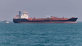نفتکش در تنگه هرمز 