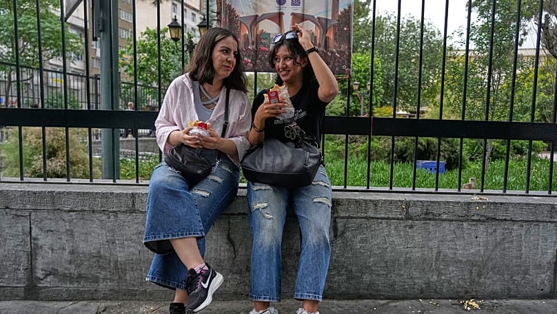 زنان ایرانی در تهران 