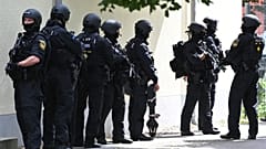 Polizia al liceo Welfen a Schongau in Germania 