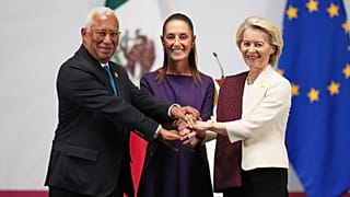 La presidenta de México, Claudia Sheinbaum, junto a António Costa y Ursula von der Leyen, en Ciudad de México, en una imagen de archivo, el viernes 22 de mayo de 2026. 