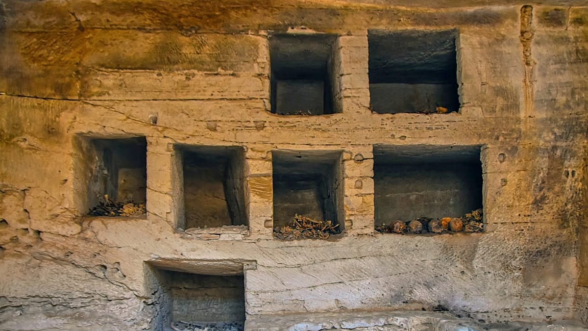 Archaeology: 18 ancient tombs in Egypt yield 'golden tongue' amulets