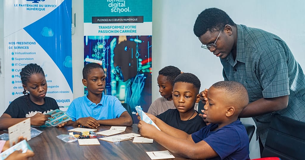 Lomé summer camp teaches Togo's children to code and build robots