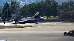 Un F-16 à l’aéroport de Zante