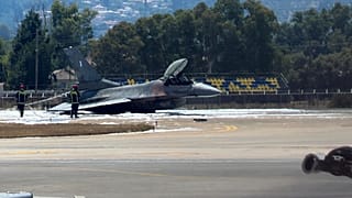 F-16 auf dem Flughafen von Zakynthos