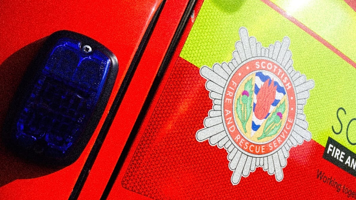 Firefighters tackle large Edinburgh blaze as historic building left in ruins