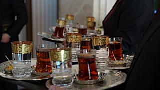 Tee zum Empfang beim NATO-Gipfel mit dem türkischen Präsidenten Recep Tayyip Erdoğan. Ankara, 8. Juli 2026