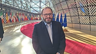 Hungarian finance minister Andás Kármán in Brussels 