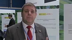 Juan Manuel Serrano, entonces presidente de Correos, en una presentación, diciembre de 2019. 