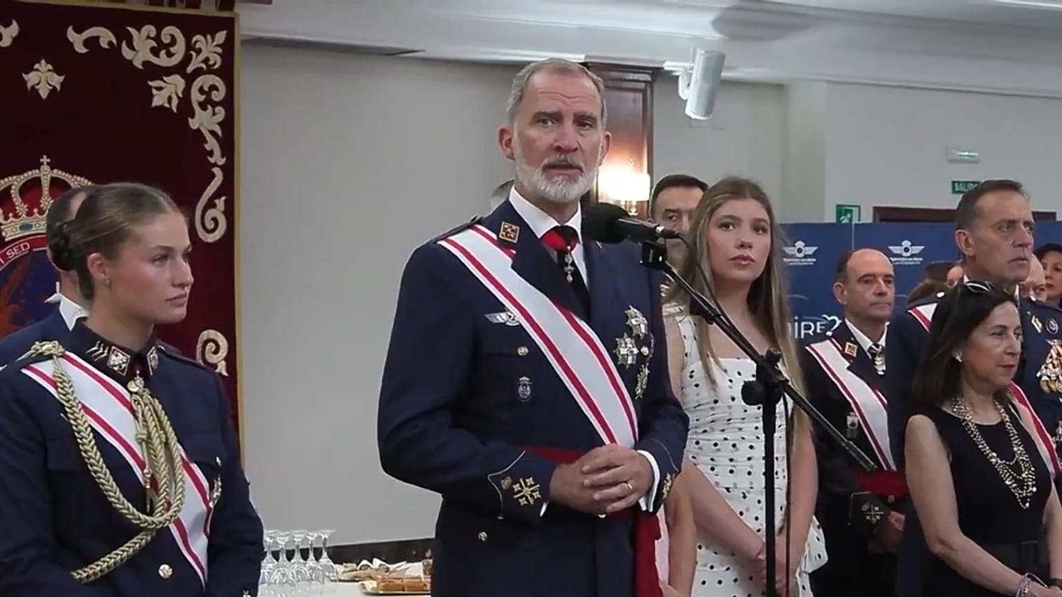 Felipe VI si mobilita per le vittime e i colpiti dall’incendio di Almería.