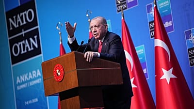 الرئيس التركي رجب طيب أردوغان يتحدث خلال مؤتمر صحفي في قمة الناتو في أنقرة، تركيا، الأربعاء 8 يوليو 2026.