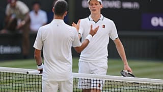 Sinner ha battuto in semifinale Djokovic ed è di nuovo in finale a Wimbledon