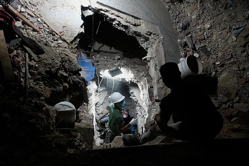 Equipos de rescate buscando supervivientes, Venezuela, 9 de julio de 2026.