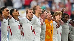 يحتفل لاعبو إنجلترا بالفوز على النرويج في مباراة ضمن الدور ربع النهائي لكأس العالم لكرة القدم في ميامي غاردنز بولاية فلوريدا، يوم السبت 11 يوليو 2026.