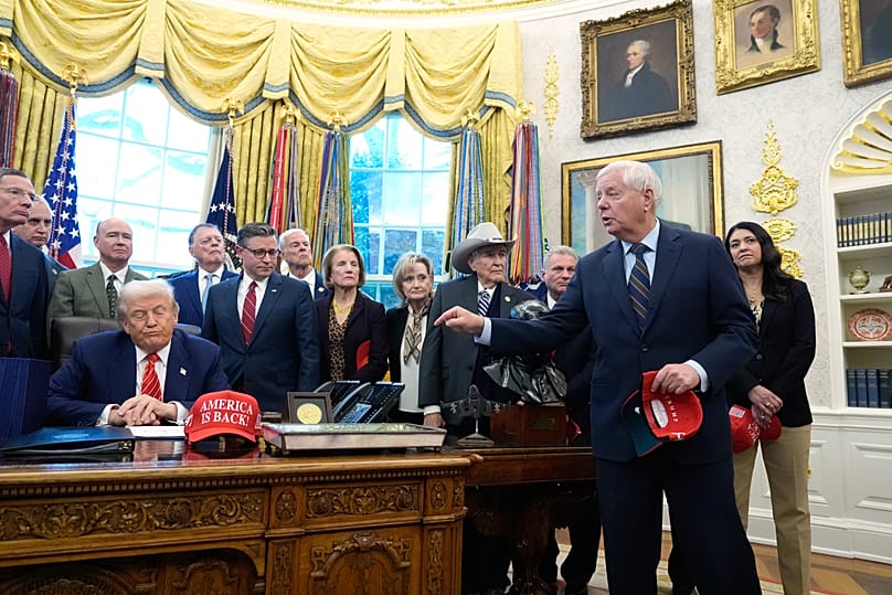 Ο γερουσιαστής Γκράχαμ στο Oval Office
