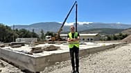Haluk Levent, kurucusu olduğu sivil toplum kuruluşu Ahbap ile 6 Şubat depremlerinin etkili olduğu Hatay'da, 7 Temmuz 2023.