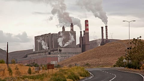 A coal power generator in Ankara, Türkiye.