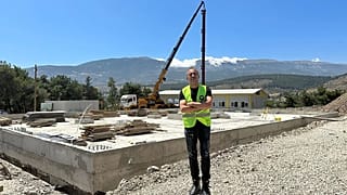 Haluk Levent, kurucusu olduğu sivil toplum kuruluşu Ahbap ile 6 Şubat depremlerinin etkili olduğu Hatay'da, 7 Temmuz 2023