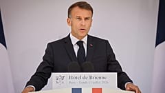 Macron hält traditionelle Rede vor Streitkräften im Verteidigungsministerium in Paris am Montag, 13. Juli 2026.