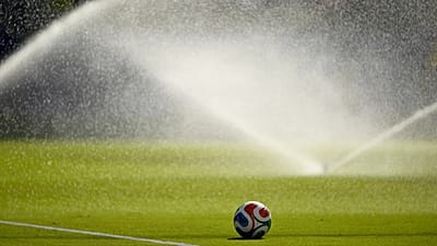 Retired footballers show higher rates of depression and anxiety.