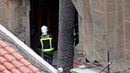 ARCHIVO: Un bombero visto en Barcelona, ​​España, el 19 de abril de 2011.