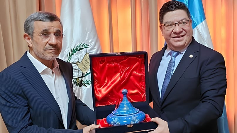 سفر احمدی‌نژاد به گواتمالا