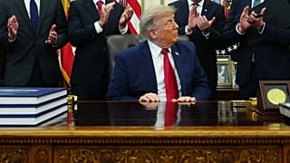 Trump, durante la firma de la última orden ejecutiva. 