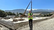Haluk Levent, kurucusu olduğu sivil toplum kuruluşu Ahbap ile 6 Şubat depremlerinin etkili olduğu Hatay'da, 7 Temmuz 2023.