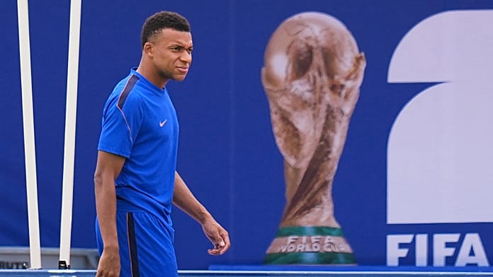 €2.8bn battle on the pitch: France and Spain face off in World Cup's priciest semi-final