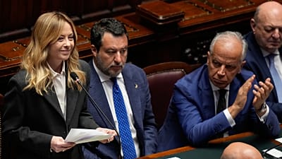 Meloni con i ministri Salvini e Piantedosi in Parlamento lo scorso aprile