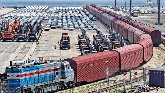 Chinas economic growth hits slowest pace in more than three years Chinas economy grew 4.3 year on year in the second quarter, its weakest pace since late 2022, as weak domestic demand and a prolonged property downturn outweighed strong exports, increasing pressure on Beijing to provide more economic support.