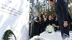 Ο Νίκος Χριστοδουλίδης στο μηνμόσυνη των πεσόντων του πραξικοπήματος στην Κύπρο