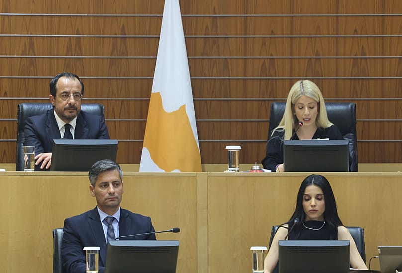 Ειδική συνεδρίαση της Ολομέλειας της Βουλής για καταδίκη του δίδυμου εγκλήματος του 1974