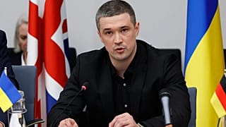 Minister obrony Ukrainy Mychajło Fedorow przemawia podczas spotkania Grupy Kontaktowej ds. Obrony Ukrainy w kwaterze głównej NATO w Brukseli, 12 lutego 2026 r.