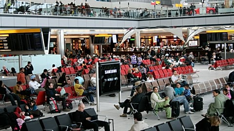 With global passenger numbers hitting nearly 10 billion in 2025, Europe’s airports performed particularly well in the world ranking for international traffic only. 