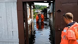 Эвакауция жителей пострадавших районов в Свердловской области