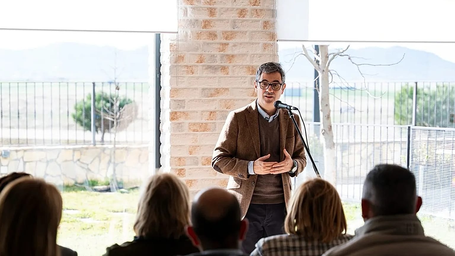 Félix Bolaños, ministro de la Presidencia, Justicia y Relaciones con las Cortes, durante un acto en la Siberia extremeña en diciembre de 2025