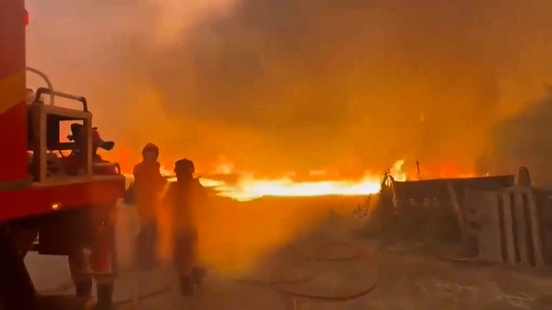 Іспанія бореться з масштабною лісовою пожежею в Арагоні на тлі спеки та кліматичних побоювань
