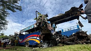 Ouganda : 21 morts dans une sortie de route d'un bus scolaire