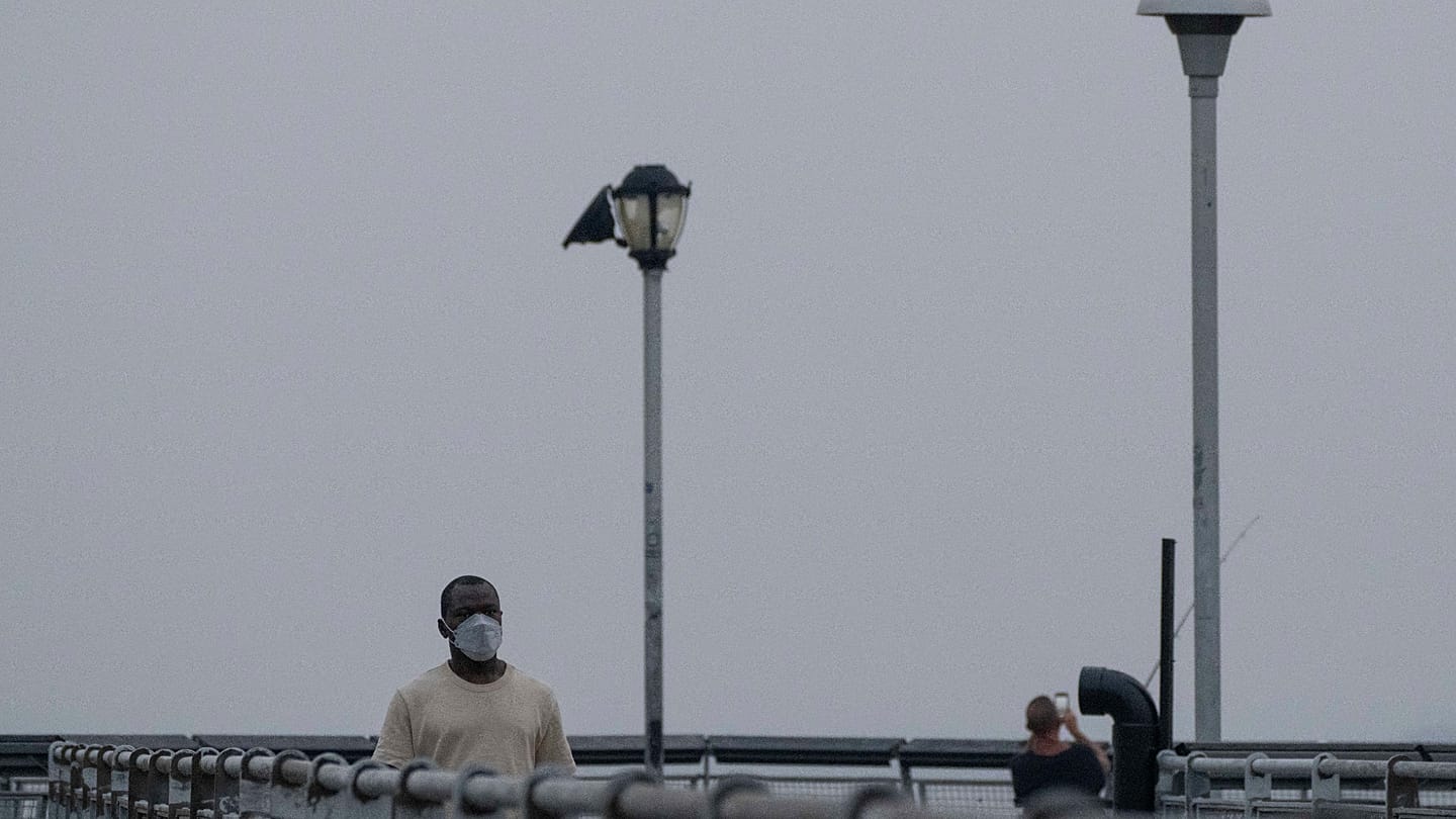 Wildfires: how to protect your lungs from harmful smoke