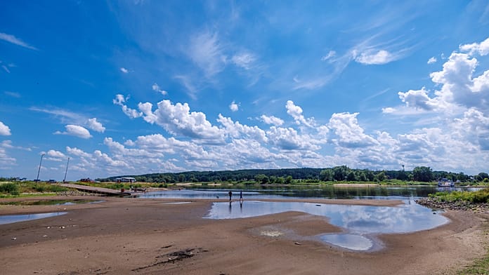 Summer keeps snapping back: meteorologist explains persistent heatwave pattern After a brief cool spell, Germany may already be heading for the next heatwave. Meteorologists are tracking a stubborn pattern: as soon as the heat eases, high pressure quickly builds again.