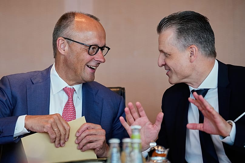 Friedrich Merz mit Kanzleramtsminister Thorsten Frei am 15. Juli 2026