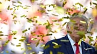 Donald Trump viendo como el equipo español festeja su segunda estrella
