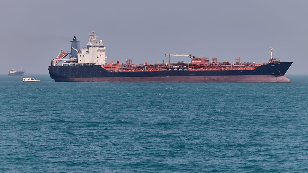 Szybka reakcja Teheranu: Iran w trakcie krótkiego rozejmu z USA wyeksportował ropę za 6 mld dol.