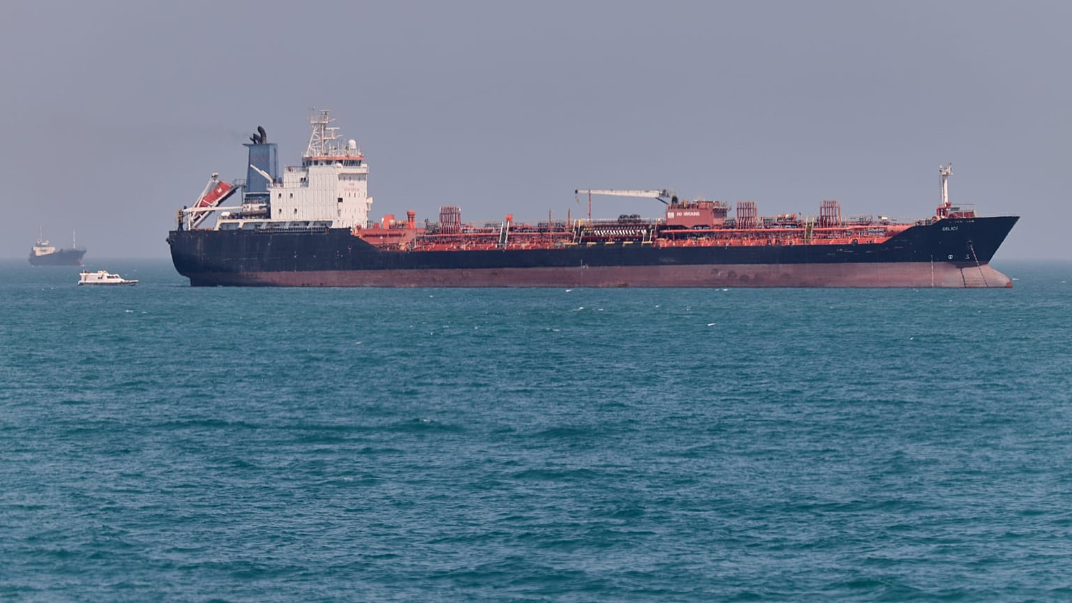 Petroliera iraniana nello stretto di Hormuz