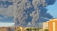 Крупный пожар в результате атаки украинских беспилотников в Подмосковье