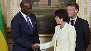 Gabon signs initial agreement on manganese during state visit to France