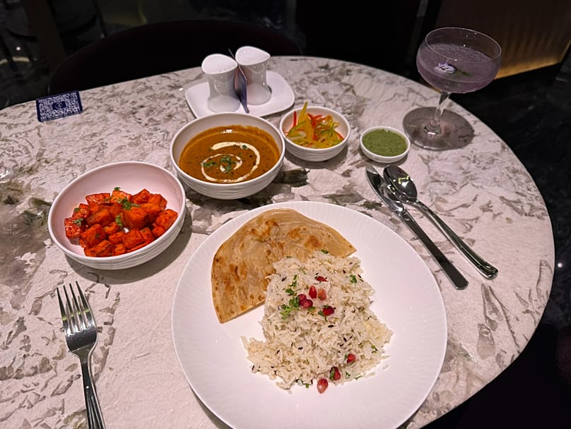 Στον χώρο Executive Dining μπορείς επίσης να παραγγείλεις à la carte πιάτα