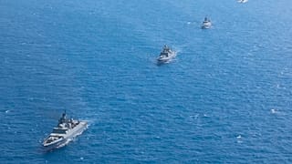 بحر السفن الحربية الروسية خلال مناورات القيادة والأركان الاستراتيجية Ocean-2024 