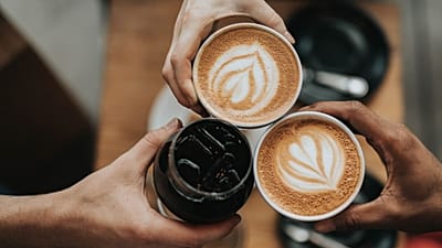 Cœur: jusqu'à cinq tasses de café par jour sans risque